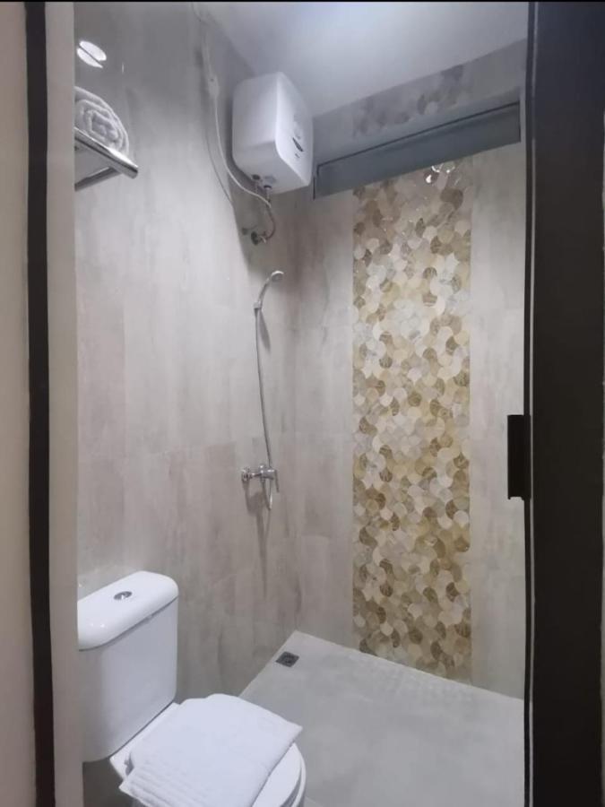 Phoenix Guest House Surabaia Exterior foto